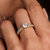 Classic Zirconia Ring with stone