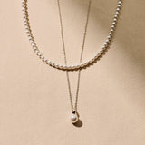 Necklace with pearl