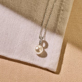 Necklace with pearl and zirconia