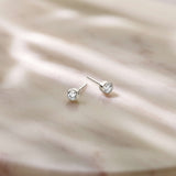 Classic Round Zirconia Earstuds